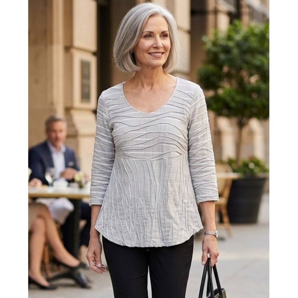 Habitat S Gray White Textured Crinkle Top 3/4 Sleeve V-Neck High-Low Hem Artsy